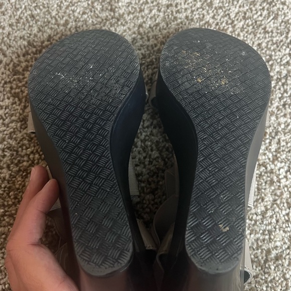 Charles by Charles David Patent Elastic Strappy Wedge Sandals - Picture 5 of 7